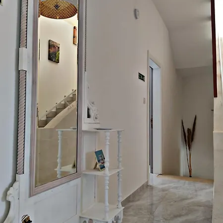 Bed & Breakfast Thistle Peaceful Gozo Retreat With Pool Ambience